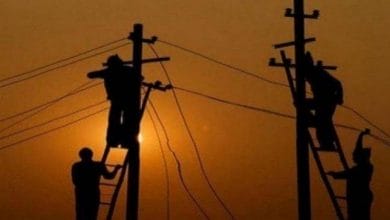 قطع التيار الكهربائي عن قرية رابعة ببئر العبد