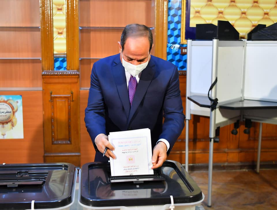 الرئيس السيسي يدلي بصوته صباح اليوم في انتخابات مجلس الشيوخ