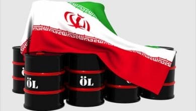 روحاني: العقوبات الأمريكية على قطاع النفط الإيراني غير قانونية