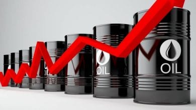 أسعار النفط ترتفع بدعم من علامات على نقص في المعروض العالمي