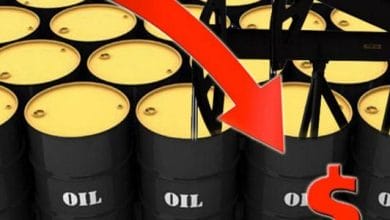 النفط يتراجع إلى 71 دولارا متأثرا بالحديث عن رفع إنتاج أوبك+