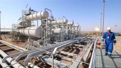 العراق يدرس خيارات إعادة النظر بعقود تطوير الحقول النفطية