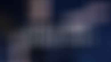 صورة بيرنلي حكماً في كأس إنجلترا وجون بروكس  لمباراة مانشستر سيتي