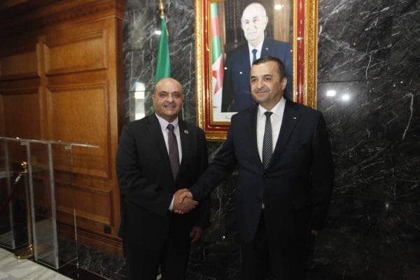 الامين العام لمنظمة أوابك يلتقي وزير الطاقة والمناجم الجزائري
