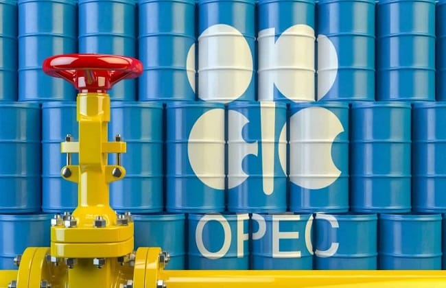 خفض «أوبك +» إنتاج النفط يؤتي ثماره رغم تغير محركات السوق