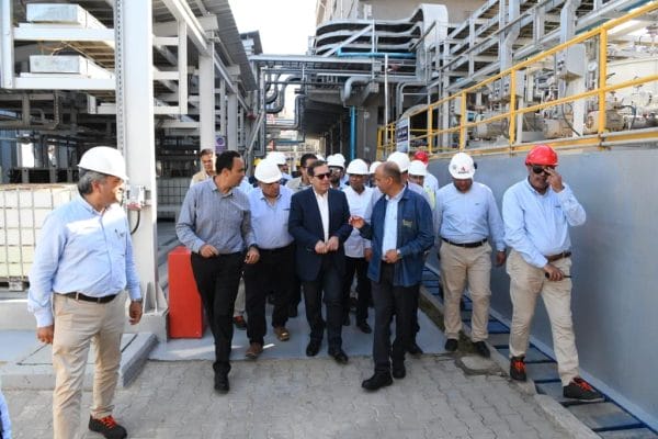 وزير البترول يتفقد سير العمل بمصفاة الأسكندرية الوطنية للتكرير والبتروكيماويات (أنربك)