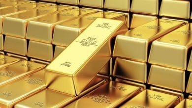 الذهب يرتفع فيما تلقي موجة إصابات جديدة بظلالها على التعافي الاقتصادي