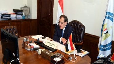 الملا: الموافقة على مقترح مصرى للنهوض بصناعة البترول الافريقية